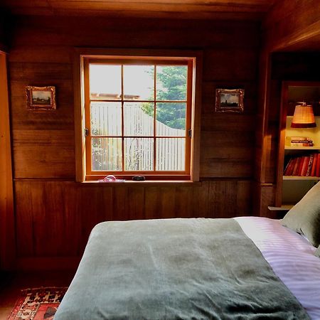 Old Bishop'S Quarters Heritage, Modern & Unique Accommodation โฮบาร์ต ภายนอก รูปภาพ