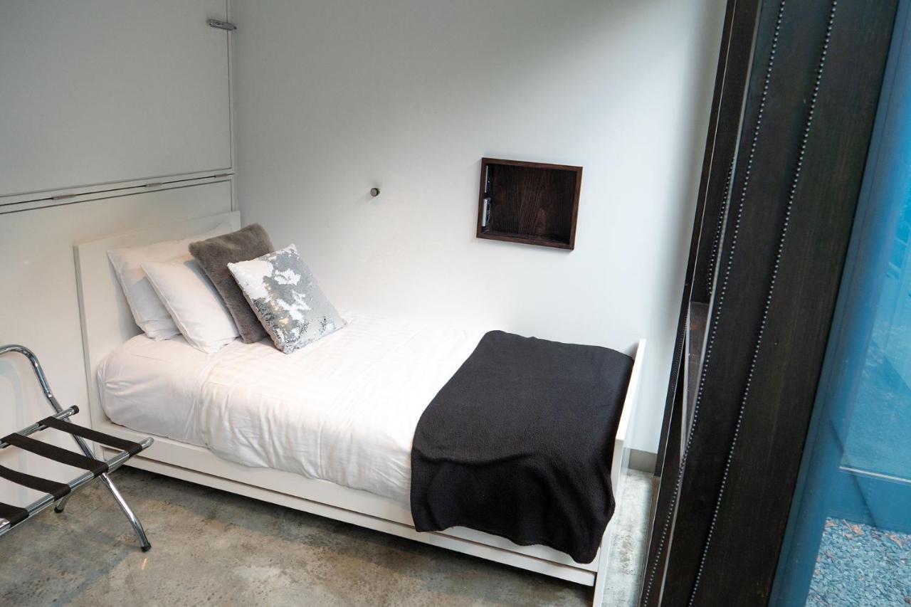 Old Bishop'S Quarters Heritage, Modern & Unique Accommodation โฮบาร์ต ภายนอก รูปภาพ